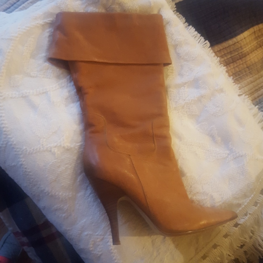 Guess leather tan boot